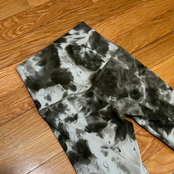 Lululemon Align High-Rise Pant 28" Diamond Dye Light Sage Medium Olive Size 0 - Picture 2 of 8